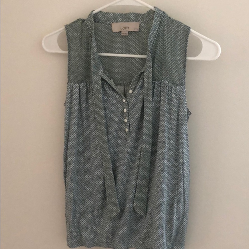Loft petite top